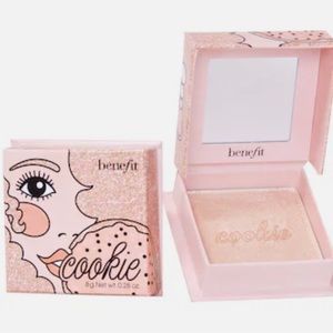 Benefit Cookie Highlighter BRAND NEW
